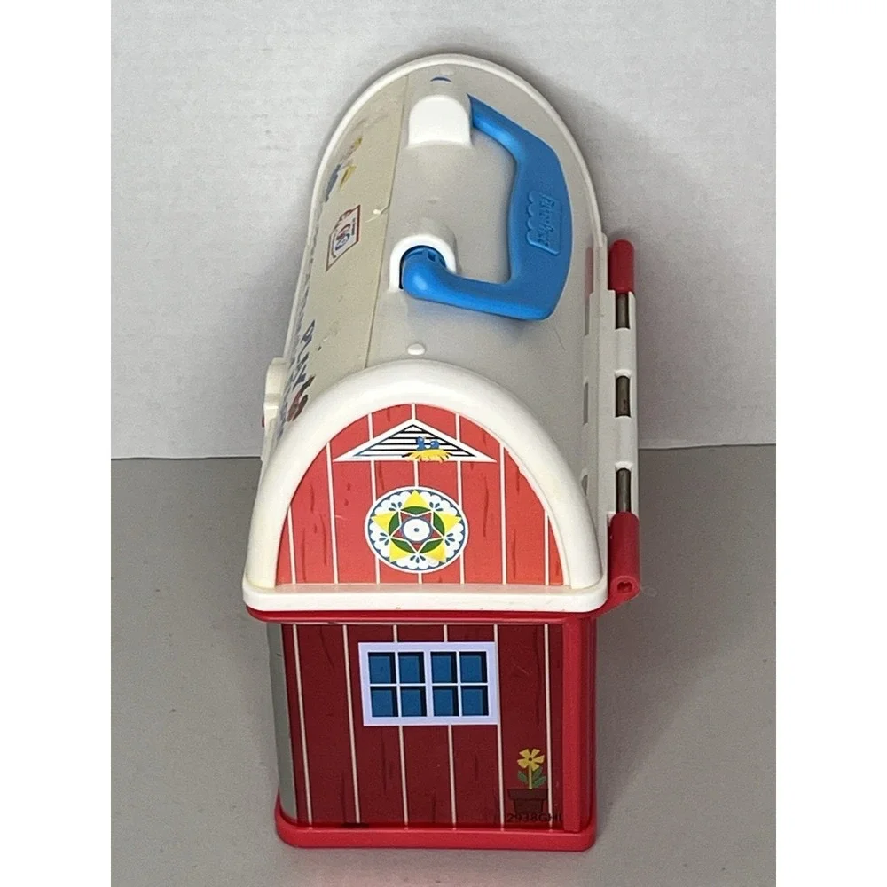 2008 Fisher Price Little People Play Family Farm Lunch Box‎ Barn Carrying Case